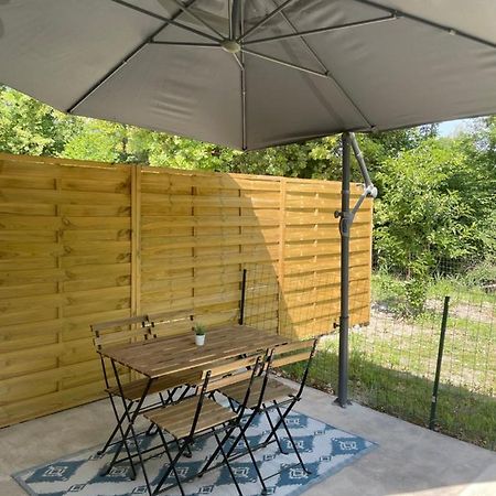 Appartement Avec Terrasse Vue Sorgue Le Thor Eksteriør billede